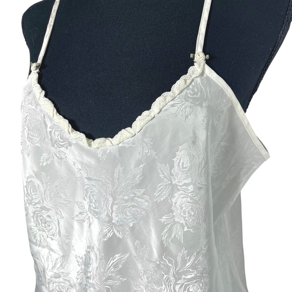 Vintage Cami Top Ivory Floral Embossed‎ Mini Flowers Ruffle Detail Coquette M/L - Picture 3 of 8